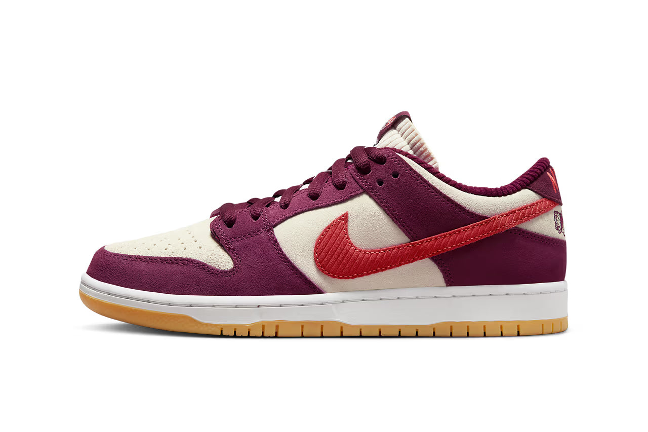 Nike SB Dunk Low Skate Like a Girl