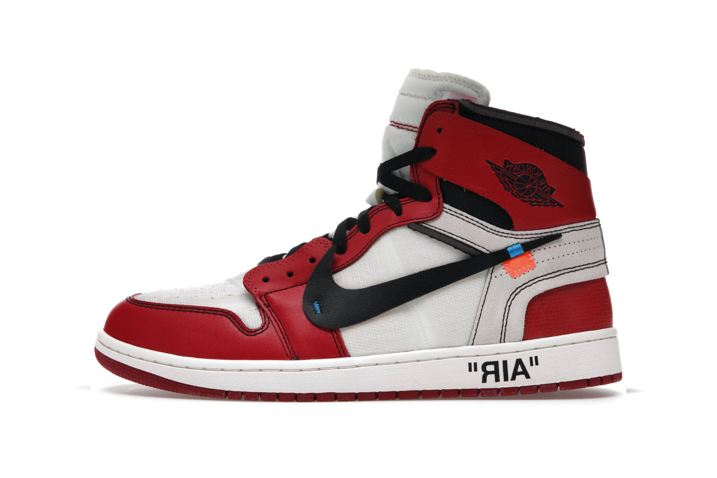 Jordan 1 Retro High
Off-White Chicago