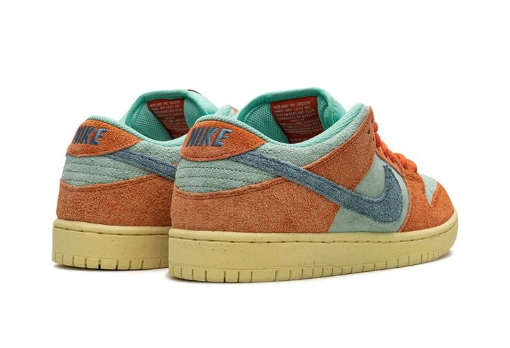 Nike SB Dunk Low Orange Emerald Rise