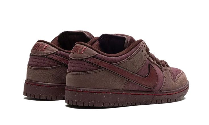 Nike SB Dunk Low City Of Love Burgundy Crush