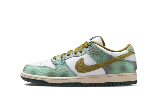 Nike SB Dunk Low Alexis Sablone Chameleon